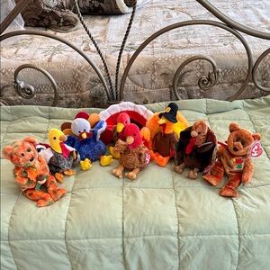 Lot of vintage Autumn/November/Thanksgiving Ty beanie babies